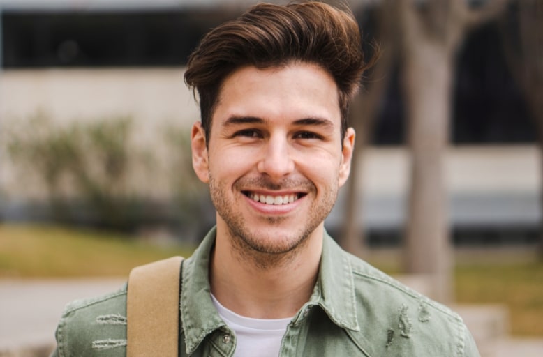 Professional teeth whitening treatment in South Austin at Daylight Dental, showing safe in-office cosmetic dentist procedure for a brighter smile.